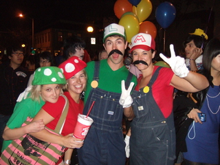 Illustration for article titled Nintendo Love Invades West Hollywood Costume Carnaval